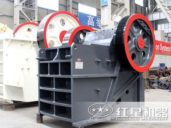 時(shí)產(chǎn)20噸的顎式破碎機(jī)圖