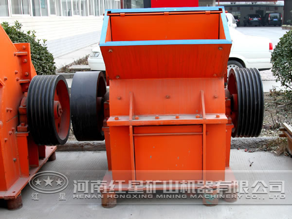 甘肅平?jīng)鲥N式破碎機