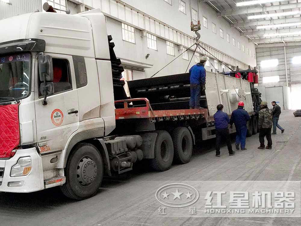 YK系列效能高圓振動(dòng)篩發(fā)貨現(xiàn)場(chǎng)