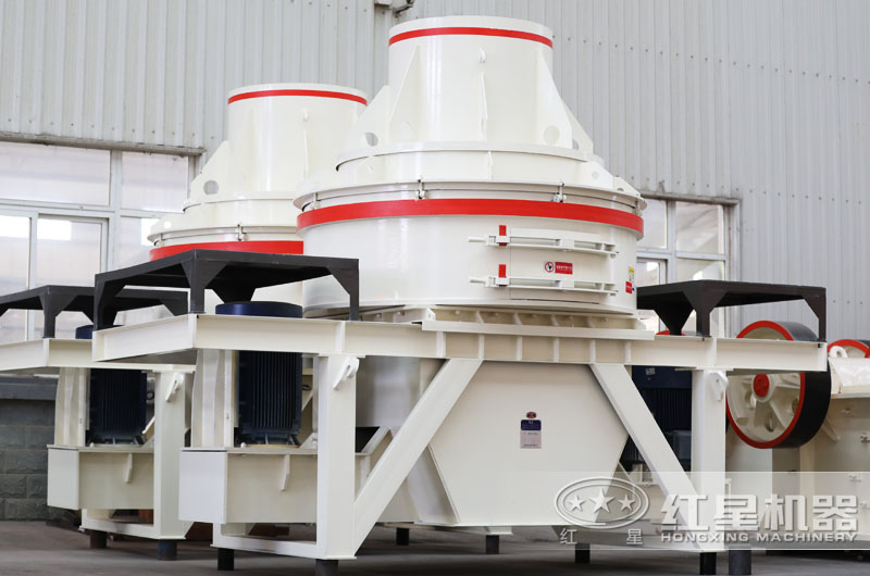 直通沖擊式制砂機(jī)，體積小，移動(dòng)方便