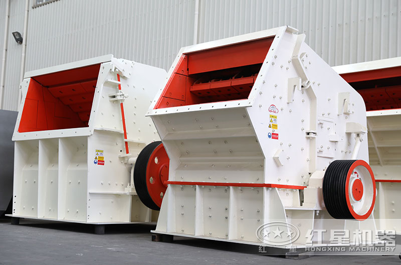 反擊式石料破碎機圖片