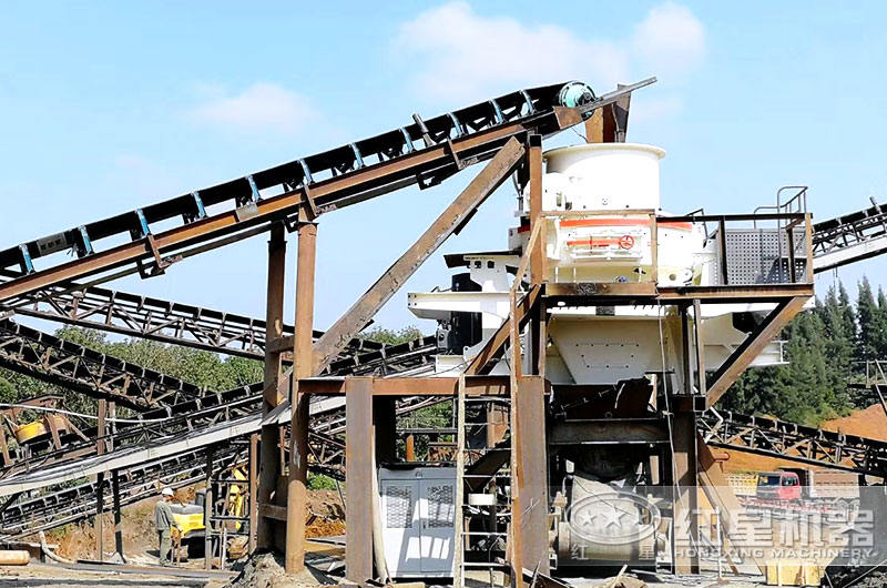 每小時(shí)200噸制砂機(jī)現(xiàn)場(chǎng)應(yīng)用圖片