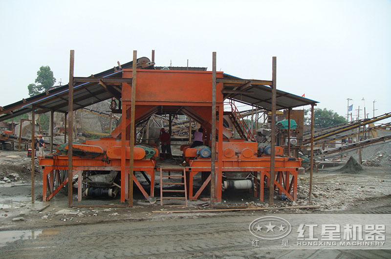 對(duì)輥制砂機(jī)在小型制砂廠中的應(yīng)用