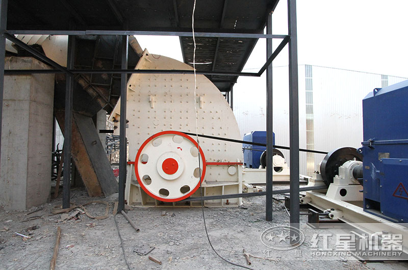 重錘破完成破碎工藝，簡單快捷