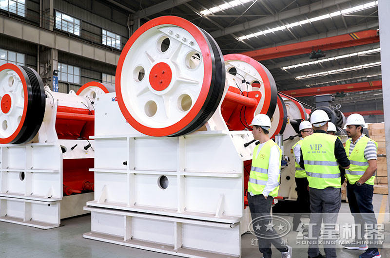 印度客戶到廠參觀顎式破碎機 印度客戶到廠參觀顎式破碎機