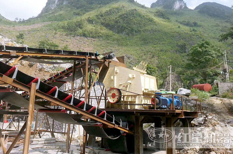 反擊碎石機(jī)生產(chǎn)現(xiàn)場