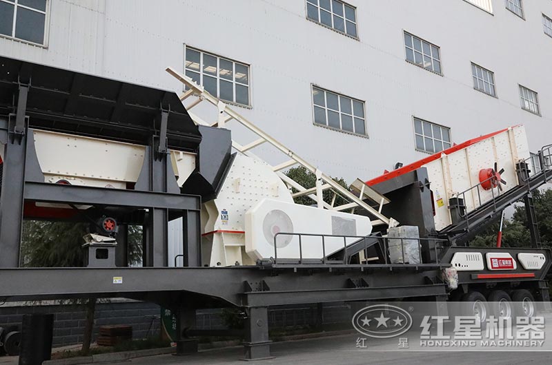 移動(dòng)錘式破碎機(jī)設(shè)備圖