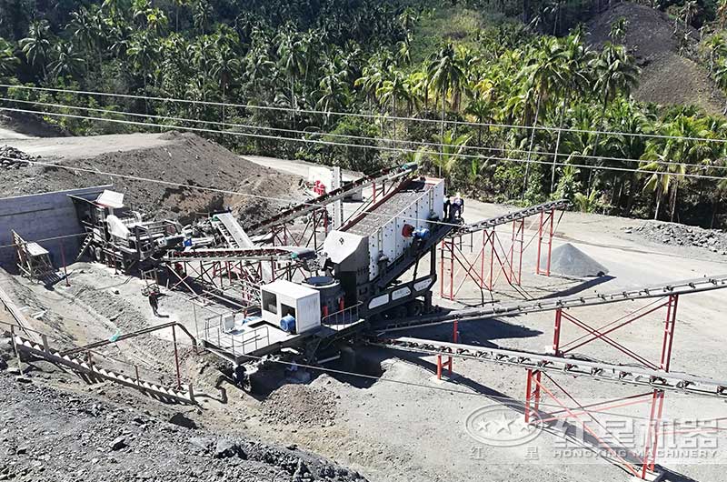 大型移動(dòng)石子機(jī)生產(chǎn)現(xiàn)場