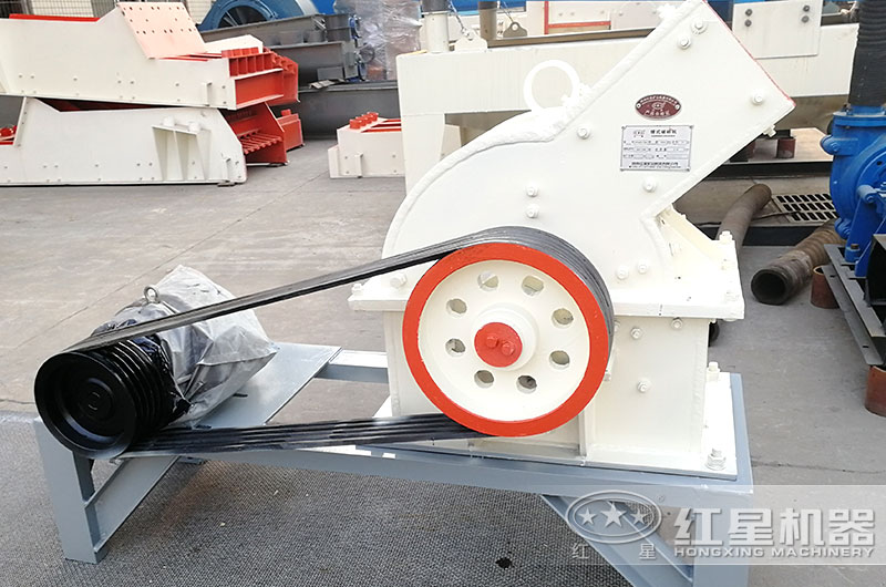 pc錘式粉碎機(jī)廠區(qū)實拍圖片
